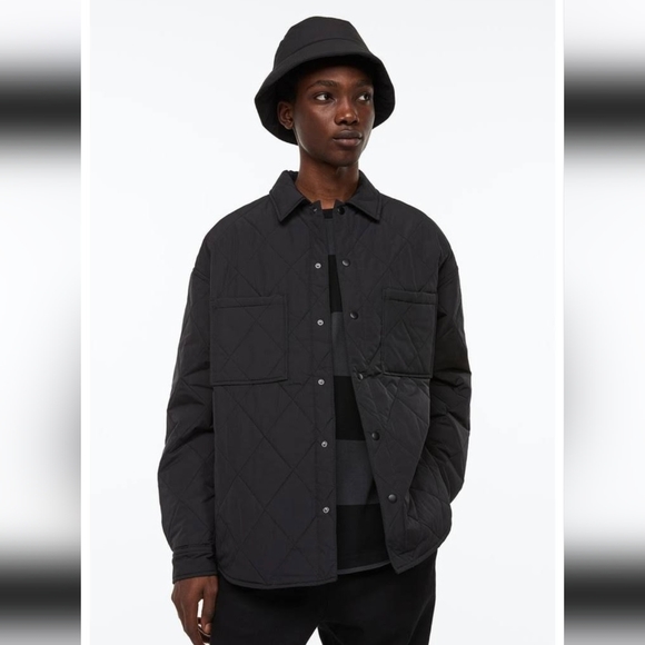 ✨Brand new H&M Men's relaxed fit Quilted Jacket✨ - Small - Picture 3 of 5